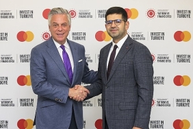 mastercard-ve-cumhurbaskanligi-yatirim-ve-finans-ofisinden-turkiyede-dijital-donusumu-guclendirecek-stratejik-is-birligi.jpg