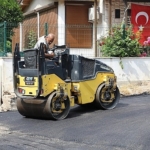 maydonoz-koyunda-asfalt-calismasi.jpg