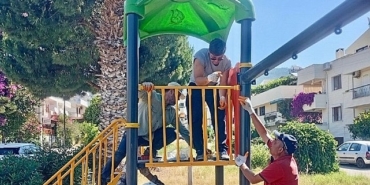 menderes-sahillerinde-park-seferberligi.jpg