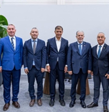 mezar-yapim-hizmetlerini-standarda-baglayacak-is-birligi-protokolu-imzalandi.jpg
