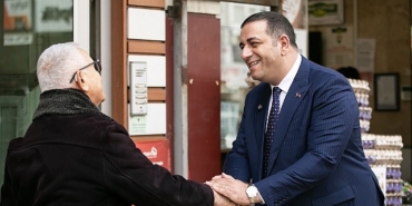 narliderenin-sokaklarinda-artik-filler-geziyor.jpg