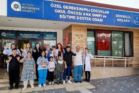 ozel-bireylerden-anneler-gunune-anlamli-surpriz.jpg