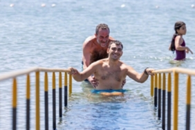 ozgurluge-yuzduler.jpg