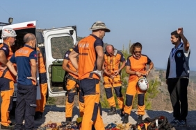 sarp-yamaclardan-2-ton-atik-toplandi.jpg