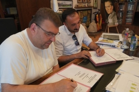 seferihisar-belediyesinde-memurlara-yuzde-20-zam.jpg