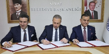sivas-esnafina-yakisacak-yeni-hizmet-binasi-icin-imzalar-atildi.jpg
