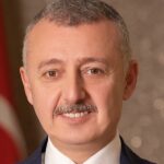 tahir-buyukakin-izmitin-dusman-isgalinden-kurtulusunun-103-yilini-yayinladigi-mesajla-kutladi.jpg