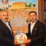 turk-kizilay-nevsehir-subesi-yoneticileri-nevsehir-belediye-rasim-ariya-hayirli-olsun-ziyaretinde-bulundu-2ztXYLn6.jpg