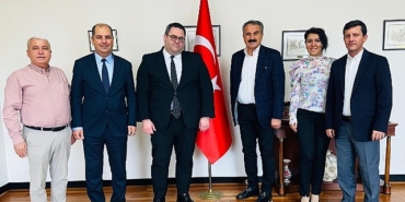 turk-zeytin-ve-zeytinyagi-ihracatcilarindan-avustralya-cikarmasi.jpg