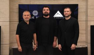 turkiyede-luksun-yeni-yuzu-elie-saab-ve-tor-holding-ortakligi-FsQ7wjfF.jpg