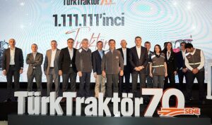turktraktor-70-yilinda-1111111inci-traktorunu-uretti-5lJ1LWSV.jpg