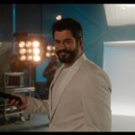 unlu-oyuncu-burak-ozcivitin-rol-aldigi-turkiyenin-ilk-dijital-bankasi-hayat-finansin-reklam-filmi-WxNl448p.jpg