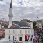 yeniden-insa-edilen-uskudar-kiroglu-cami-ibadete-acildi-d4B4ceGD.jpg