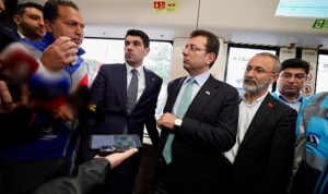 yuzde-100-elektrikli-420-kisilik-cevreci-metrobusun-test-surusune-ekrem-imamoglu-taniklik-etti-wWIyKbdl.jpg